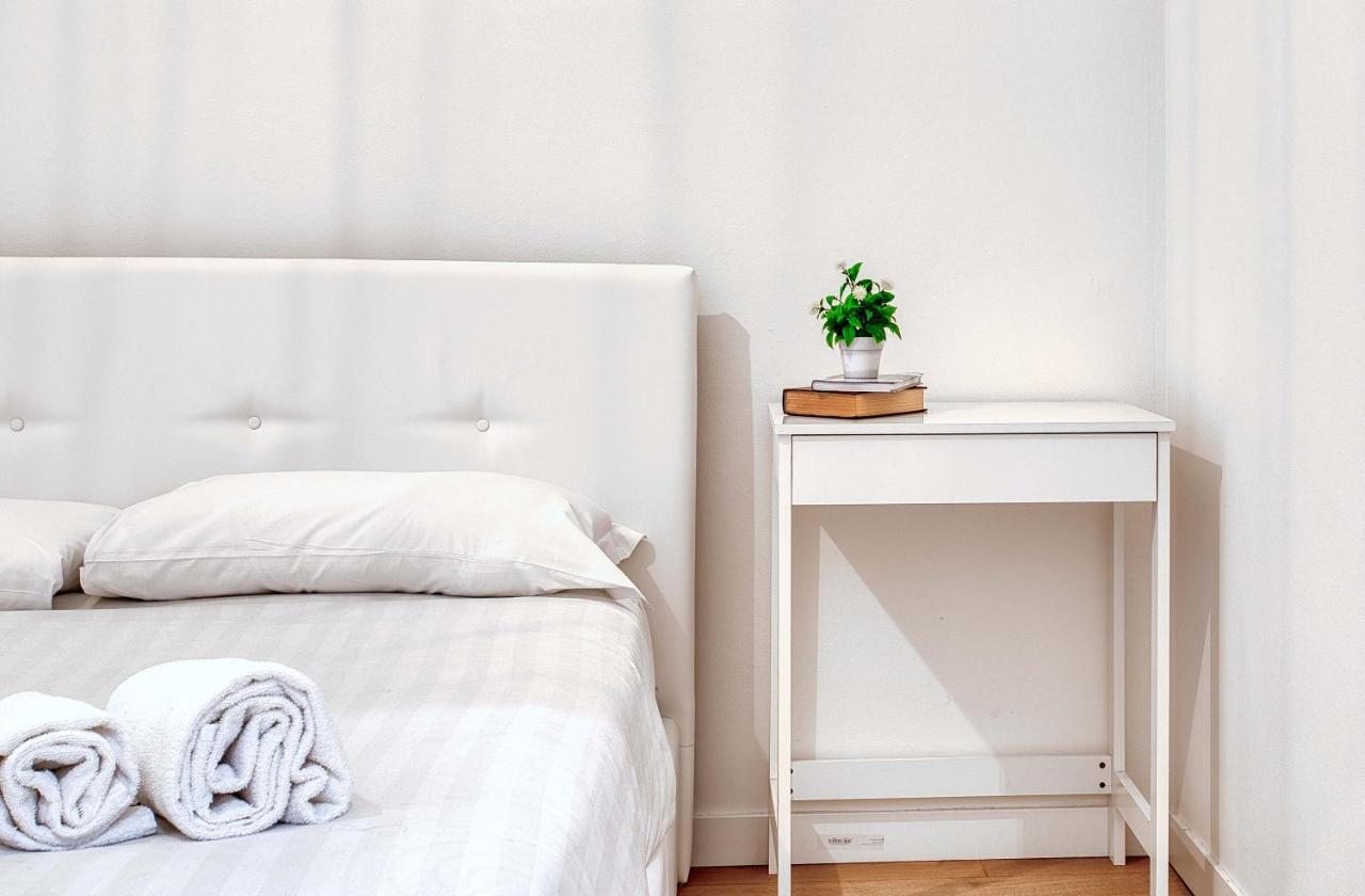 Apartament Joivy Warm And Inviting Flat With Balcony Mediolan Zewnętrze zdjęcie